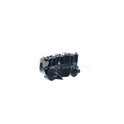 Genuine Nissan Navara NP300 Front Bar Bracket RH (04/15-10/16)