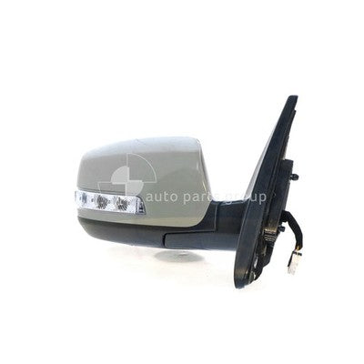 Genuine Kia Sorento XM Door Mirror RH Electric With Indicator (07/09-06/15)
