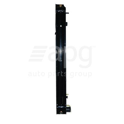 Toyota 4 Runner / Surf VZN130/KZJ95R/RZJ95R/VZJ95R Radiator Plastic Aluminium 57