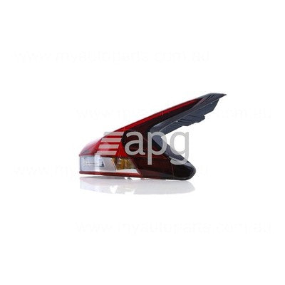Genuine Mitsubishi Eclipse cross YB Tail Lamp RH (10/20-On)