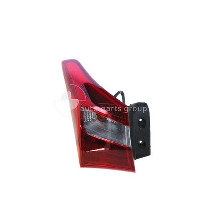 Genuine Hyundai i30 GD/GD II Tail Lamp LH (05/12-03/17)