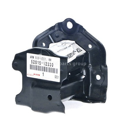 Genuine Toyota Corolla ZRE152R/ZRE153R Rear Bar Bracket RH (03/07-12/13)