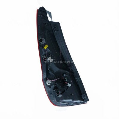 Genuine Hyundai i30 FD Tail Lamp RH (02/09-04/12)