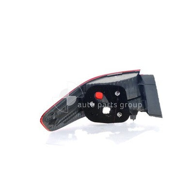Genuine Honda Accord 7th Gen Tail Lamp RH (08/03-06/06)