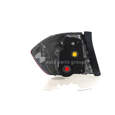 Genuine Toyota Kluger GSU40R Tail Lamp RH (05/07-07/10)