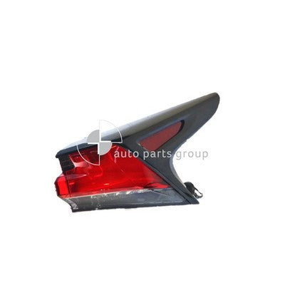 Genuine Lexus NX300 AGZ10R/AGZ15R Tail Lamp RH (10/17-06/19)
