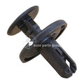 Genuine Toyota Hiace Clip (01/05-02/19)