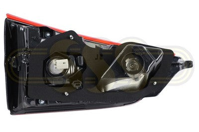 Genuine Nissan / Datsun Qashqai Rear Garnish Lamp Right Hand Rear (01/14-08/17)