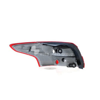 Ford Focus LW Tail Lamp RH (04/11-08/15)