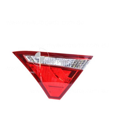 Genuine Toyota Camry ASV50R/AVV50R Boot Lid Lamp RH (04/15-10/17)