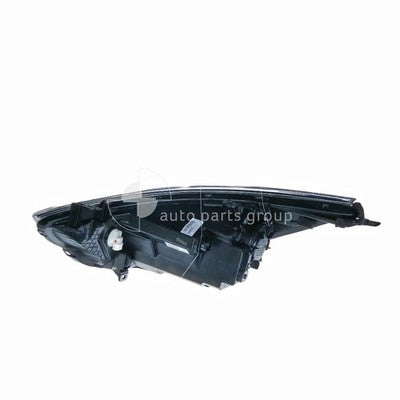 Genuine Hyundai Accent RB Head Lamp RH (07/11-09/17)
