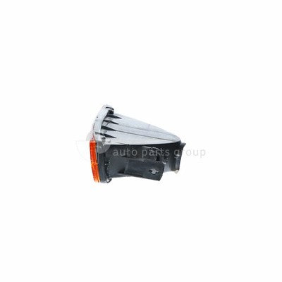Toyota Landcruiser Front Bar Park / Indicator Lamp LH (01/90-01/98)