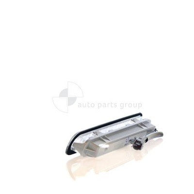 Genuine Toyota Hilux GGN15R/GGN25R/KUN16R Tail Gate Lamp (07/11-04/15)
