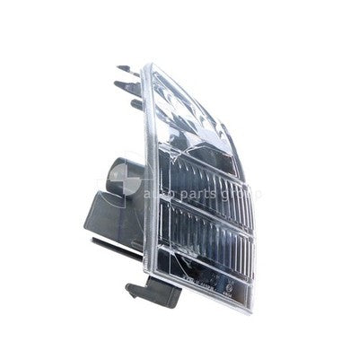 Nissan X-trail T30 Front Park / Indicator Lamp RH (09/01-09/07)