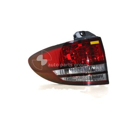 Genuine Toyota Tarago ACR30R Tail Lamp LH (02/00-12/05)