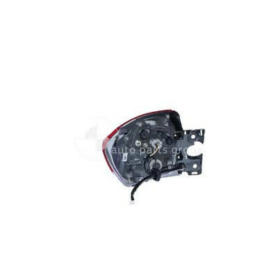 Genuine Toyota Kluger GSU50R/GSU55R Tail Lamp RH LED (11/16-11/19)