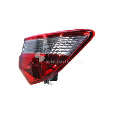 Genuine Toyota Yaris NCP130/NCP131 Tail Lamp RH (on QTR) 17-20 (01/17-05/20)