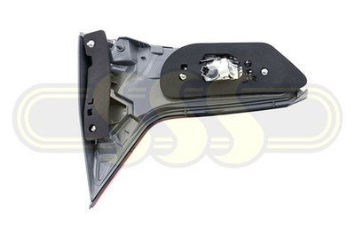 Honda Hrv Rear Garnish Lamp Right Hand Tinted Red Tinted Red LED (01/15-2018)