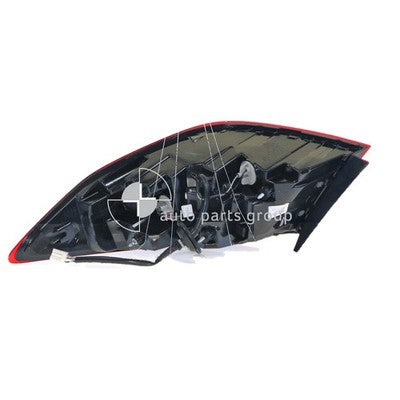 Genuine Hyundai Elantra AD II Tail Lamp LH (10/18-07/20)