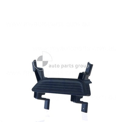 Genuine Hyundai iLoad TQ-V/TQ-W Front Bar Grille LH (03/18-On)