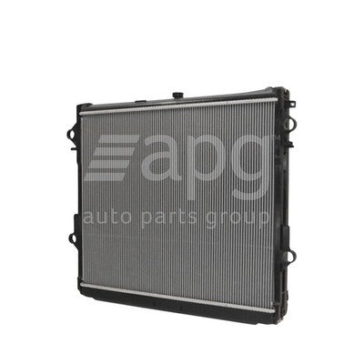 Toyota Landcruiser UZJ200 Radiator Plastic Aluminium 590 x 718 x 48 mm : Man/Aut