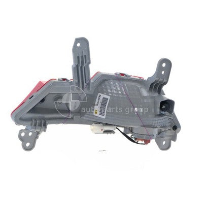 Genuine Hyundai i30 PD Rear Bar Lamp LH (03/17-08/20)