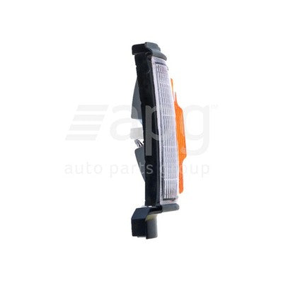 Toyota Hilux YN63/LN65 Front Park / Indicator Lamp LH (08/83-08/88)