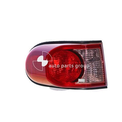 Genuine Toyota FJ Cruiser GSJ15R Tail Lamp LH (11/10-08/16)