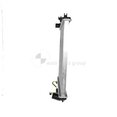 Holden Frontera MX/TF Radiator Plastic Aluminium 425 x 608 x 32 mm 38 / 38 mm