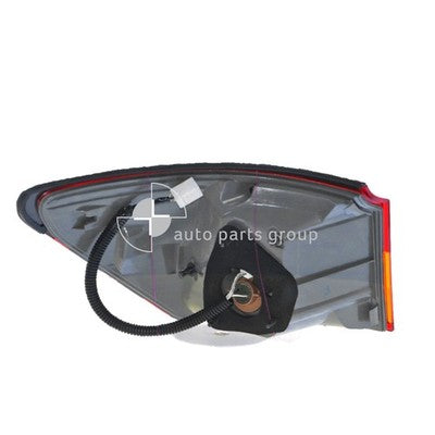 Genuine Lexus IS250 GSE20 Tail Lamp RH Red/Amber (08/05-08/08)