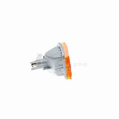 Toyota 4 Runner / Surf Front Bar Park / Indicator Lamp LH (09/88-08/97)