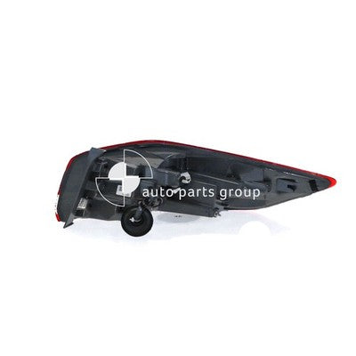 Genuine Hyundai Elantra AD Tail Lamp LH (12/15-10/18)
