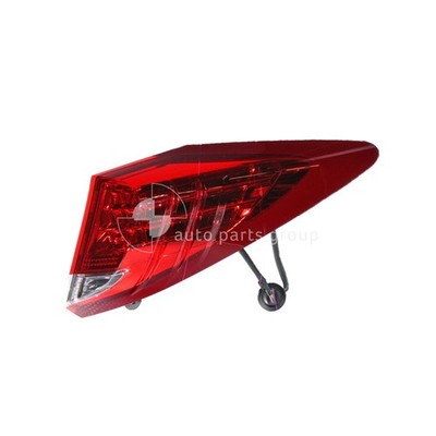Genuine Honda Civic 9th Gen Tail Lamp RH (02/12-02/15)
