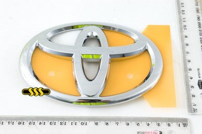 Genuine Toyota Corolla 94-On Badge/Logo *T* Logo On Tail Gate (03/07-10/09)
