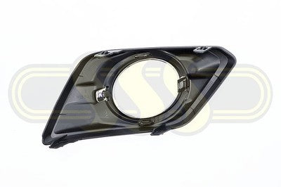 Genuine Nissan / Datsun Xtrail Fog Lamp Cover Left Hand With Fog (03/14-04/17)