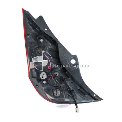 Genuine Hyundai Accent RB Tail Lamp RH (07/11-04/19)