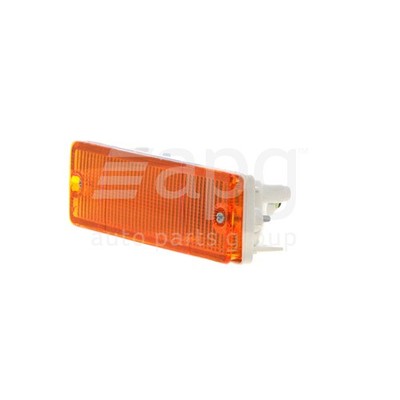 Nissan Navara D21 Front Bar Park / Indicator Lamp RH (01/86-02/97)