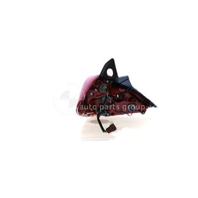 Genuine Nissan Tiida C11 Tail Lamp RH (12/09-12/12)
