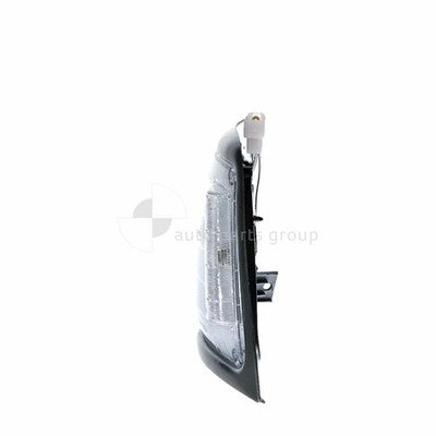 Toyota Hilux Front Park / Indicator Lamp LH (09/88-08/97)