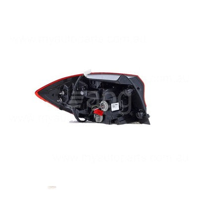 Genuine Hyundai i30 PD Tail Lamp RH (08/20-On)
