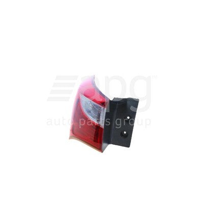Genuine Hyundai i30 GD/GD II Tail Lamp LH (02/13-12/15)