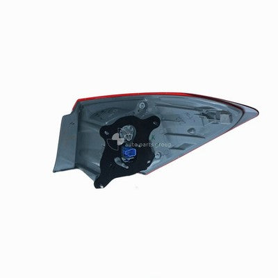 Genuine Toyota Corolla ZRE172R Tail Lamp LH Red/Clear (12/13-09/19)