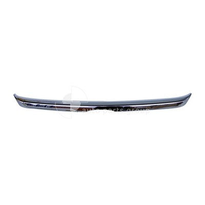 Genuine Honda Odyssey 3rd Gen Grille Mould (06/04-07/06)