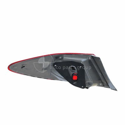 Toyota Camry ASV50R/AVV50R Tail Lamp RH (04/15-10/17)