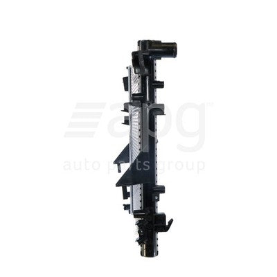 Jeep Wrangler JK Radiator Plastic Aluminium 558 x 518 x 26 mm 38 / 38 mm