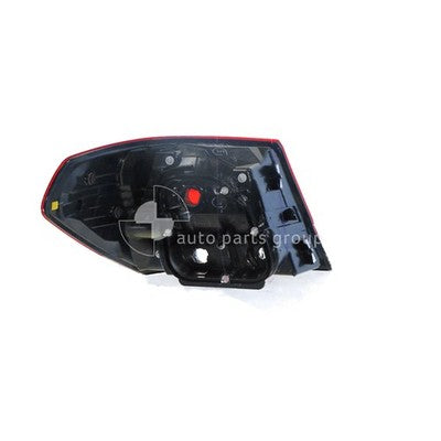 Genuine Subaru Liberty B5 Tail Lamp RH (09/09-12/14)
