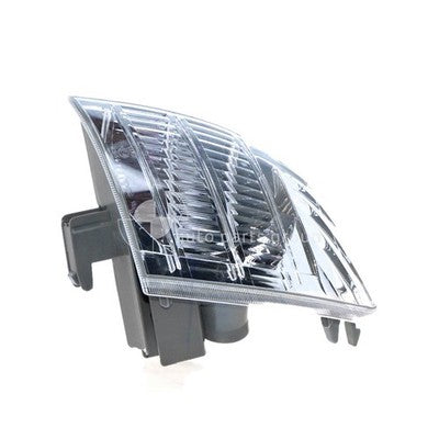Nissan X-trail T30 Front Park / Indicator Lamp LH (09/01-09/07)