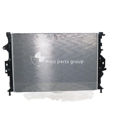 Ford Kuga TF Radiator Plastic Aluminium 670 x 448 x 26 mm : Manual (03/13-11/14)