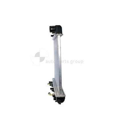 Subaru Forester Radiator Plastic Aluminium 340 x 688 x 16 mm 38 / 38 mm