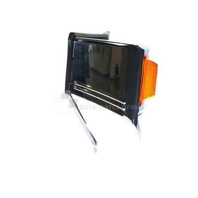 Toyota Landcruiser Front Park / Indicator Lamp RH (08/99-01/07)